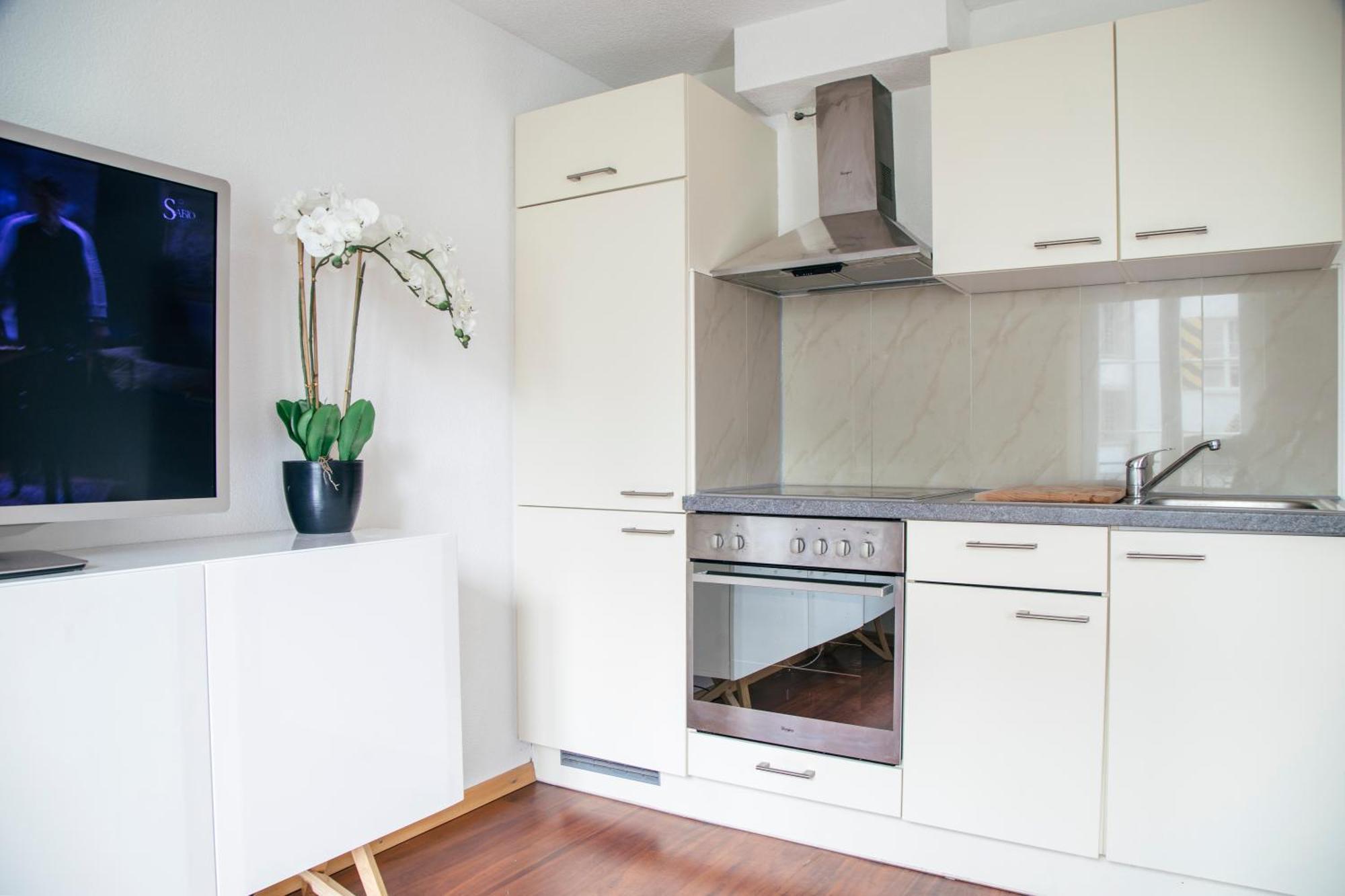 Unterseen Nimbuzzz Apartments מראה חיצוני תמונה