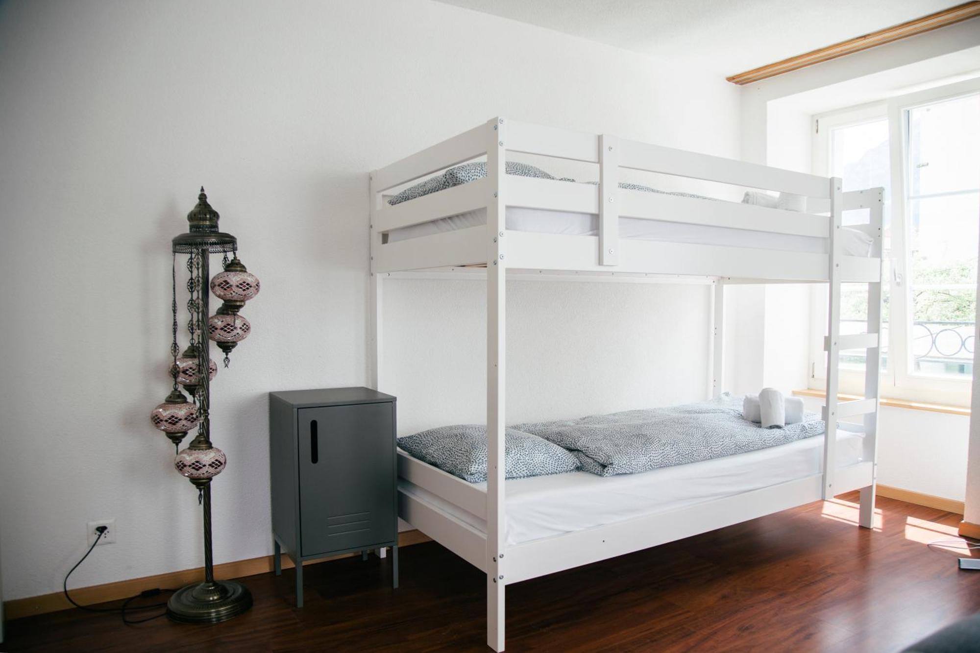 Unterseen Nimbuzzz Apartments מראה חיצוני תמונה