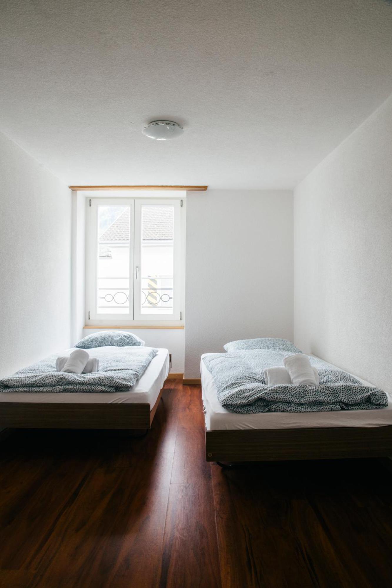 Unterseen Nimbuzzz Apartments מראה חיצוני תמונה