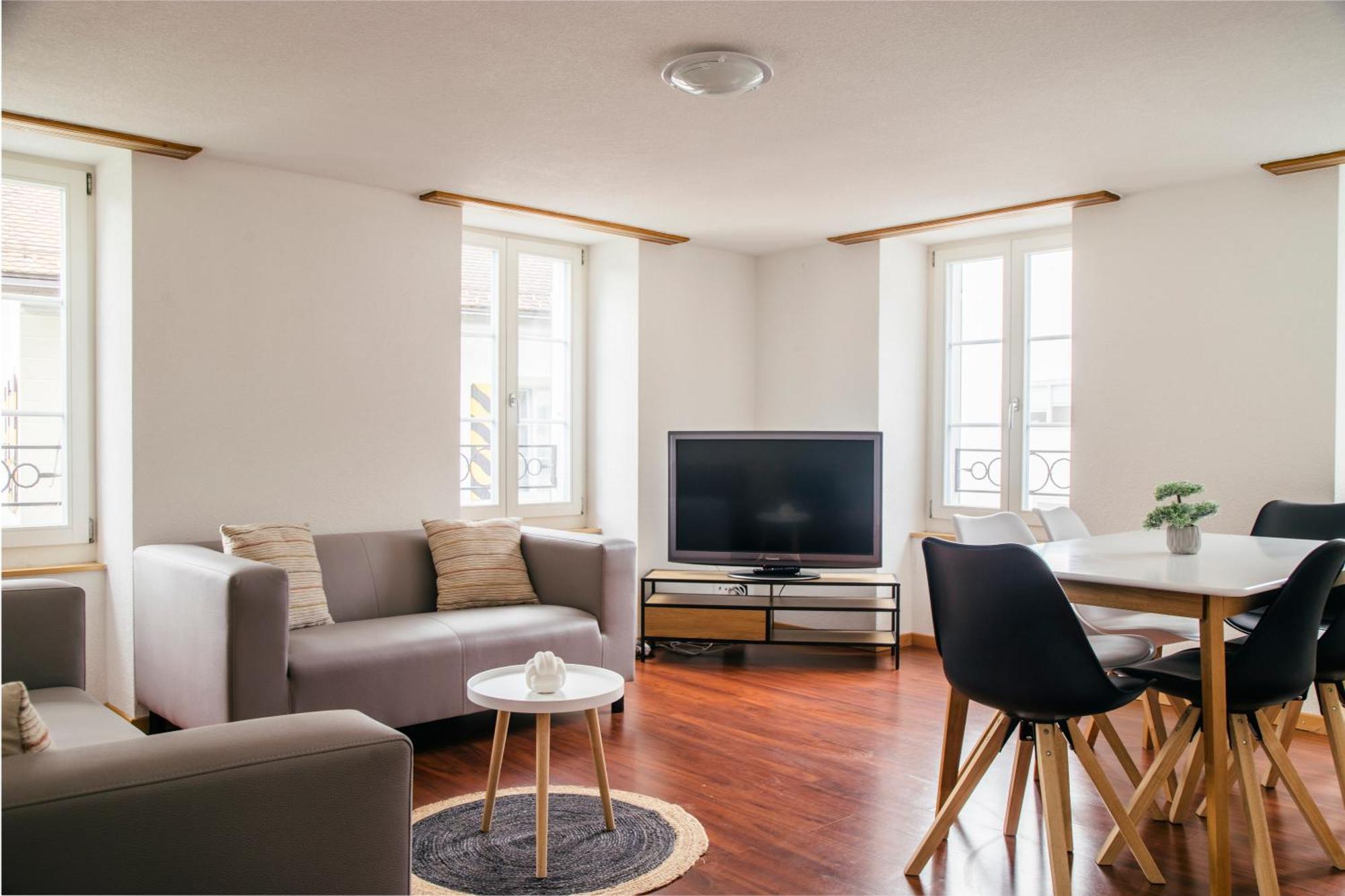 Unterseen Nimbuzzz Apartments מראה חיצוני תמונה