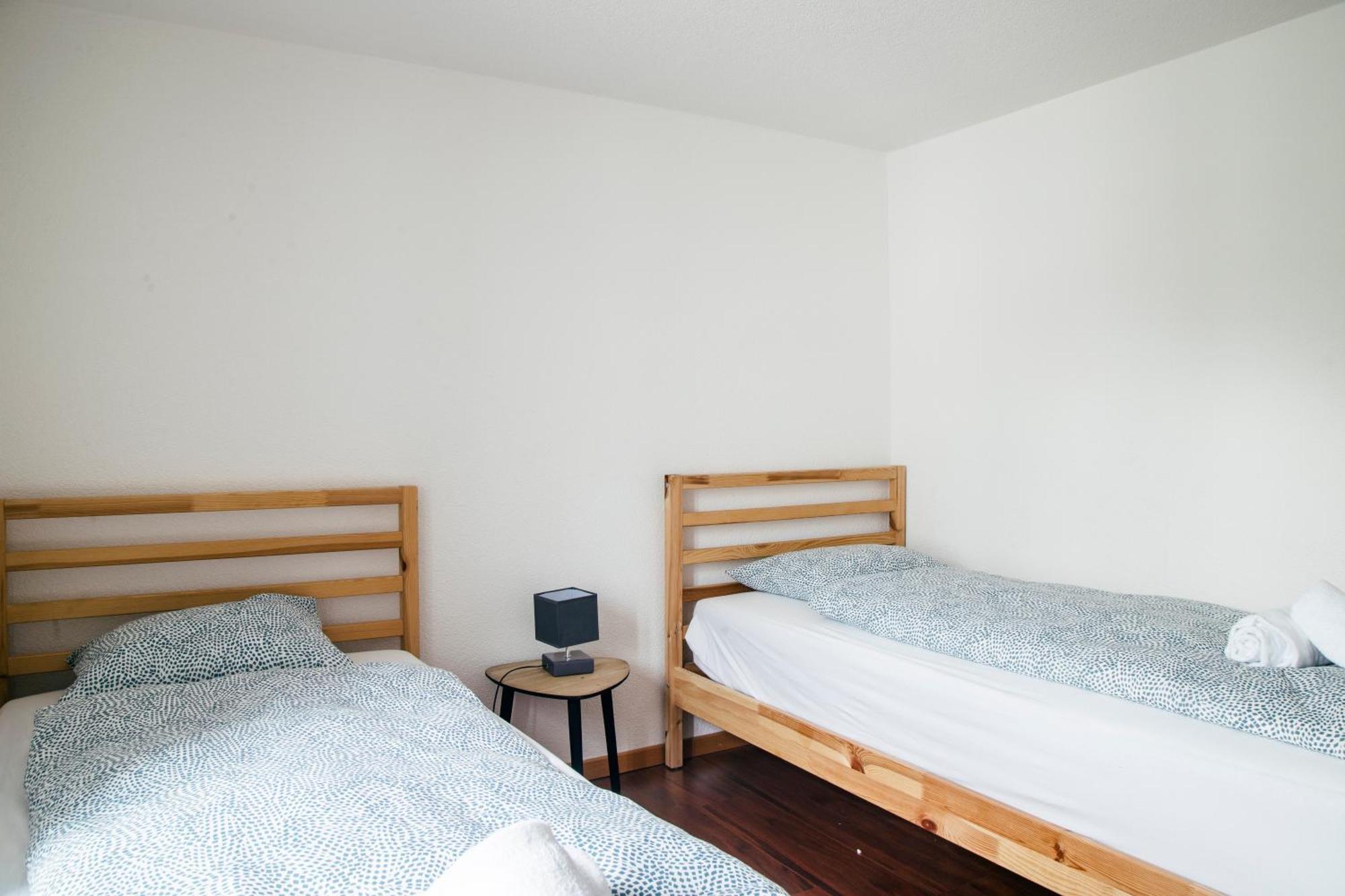 Unterseen Nimbuzzz Apartments מראה חיצוני תמונה
