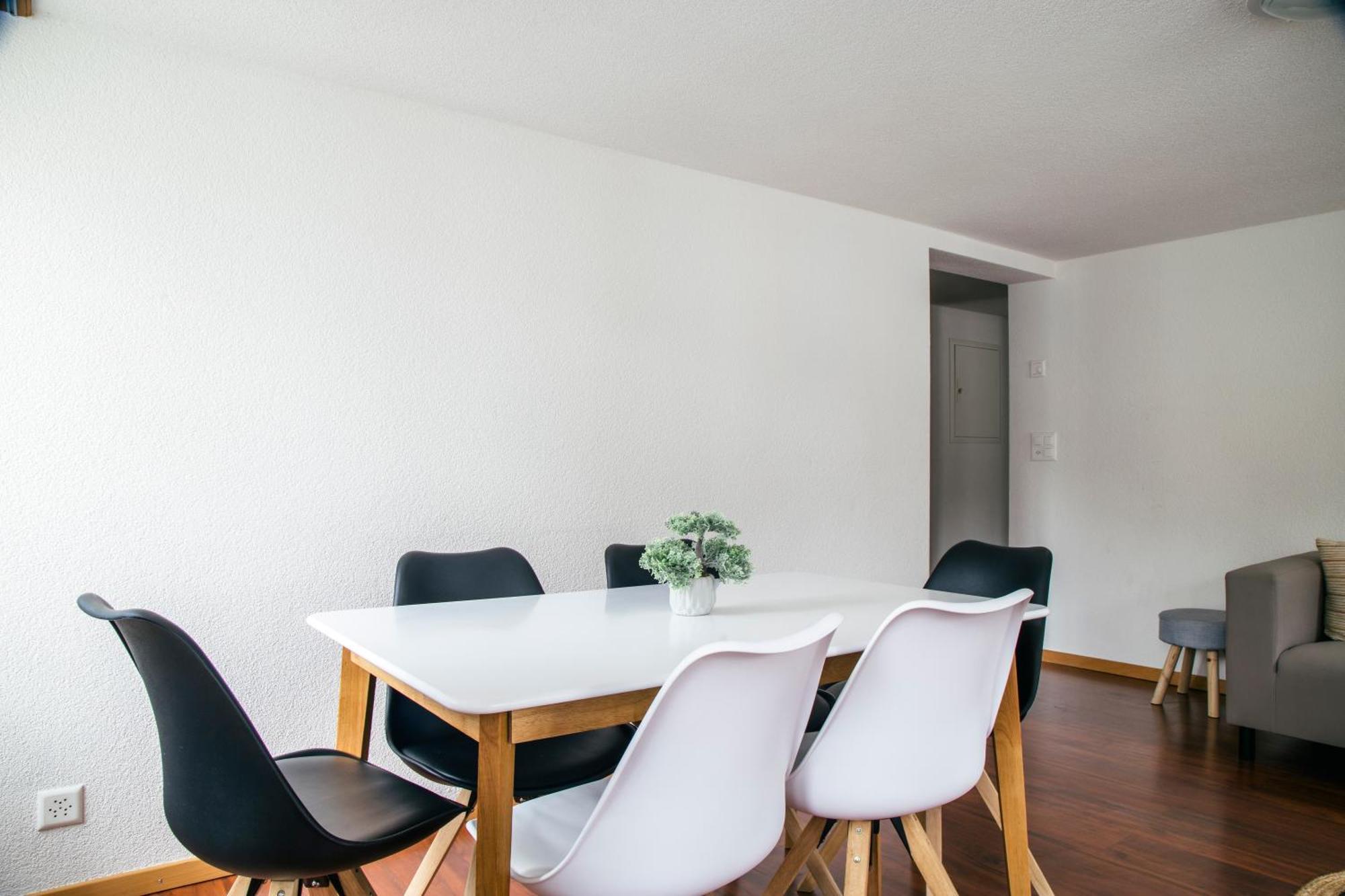 Unterseen Nimbuzzz Apartments חדר תמונה