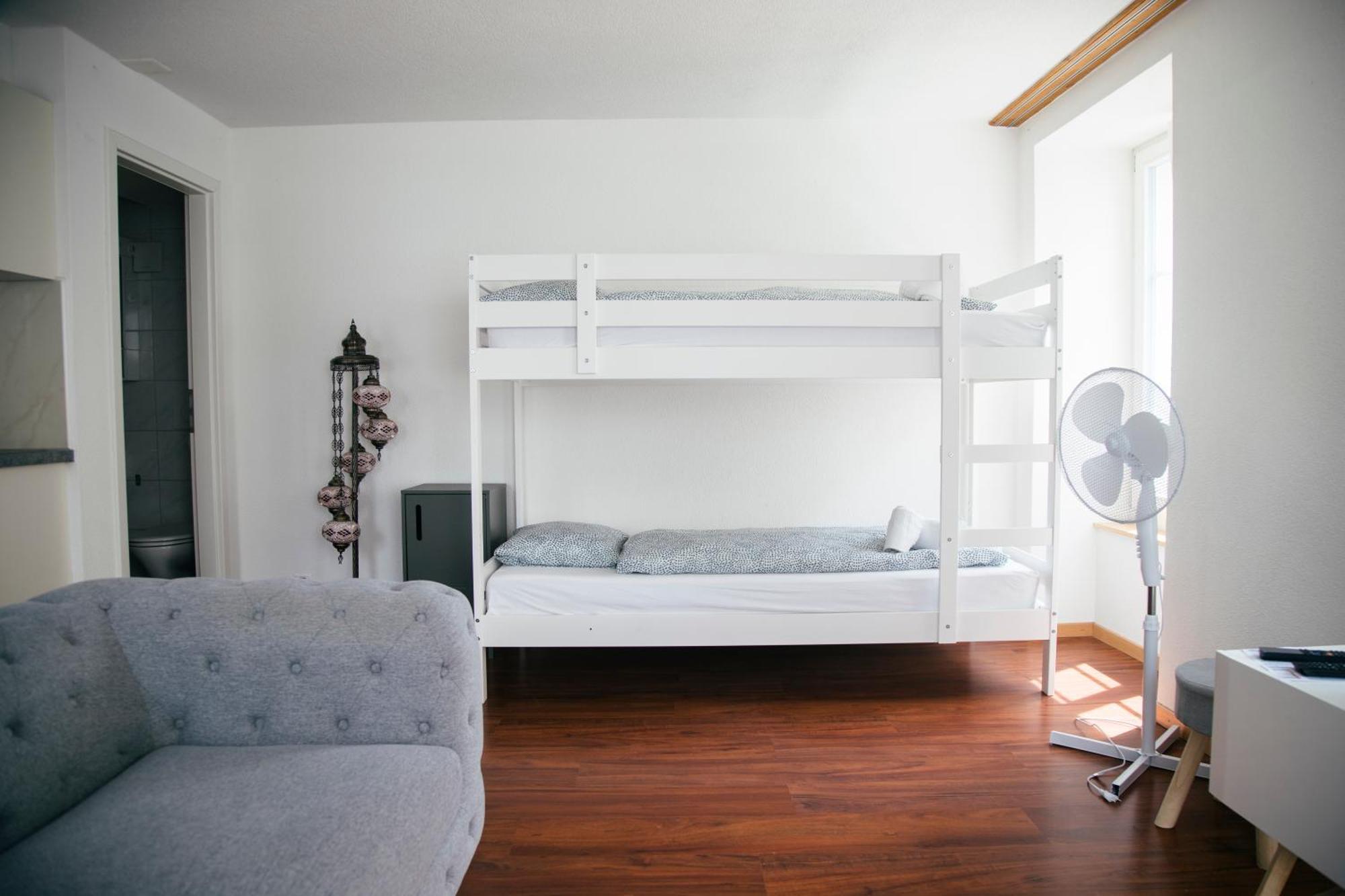 Unterseen Nimbuzzz Apartments חדר תמונה