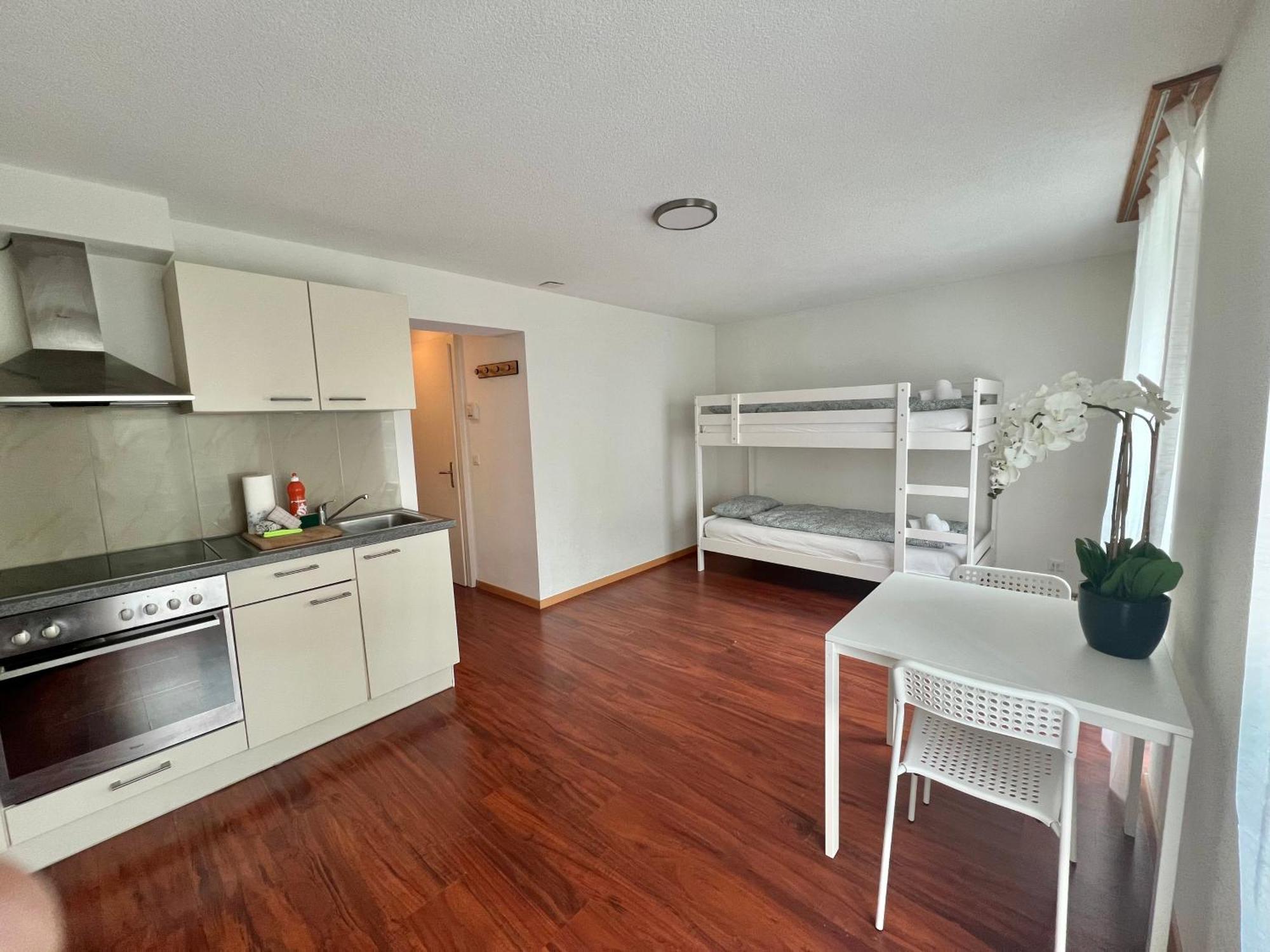 Unterseen Nimbuzzz Apartments חדר תמונה
